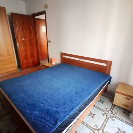 Apartment Lido 12 *